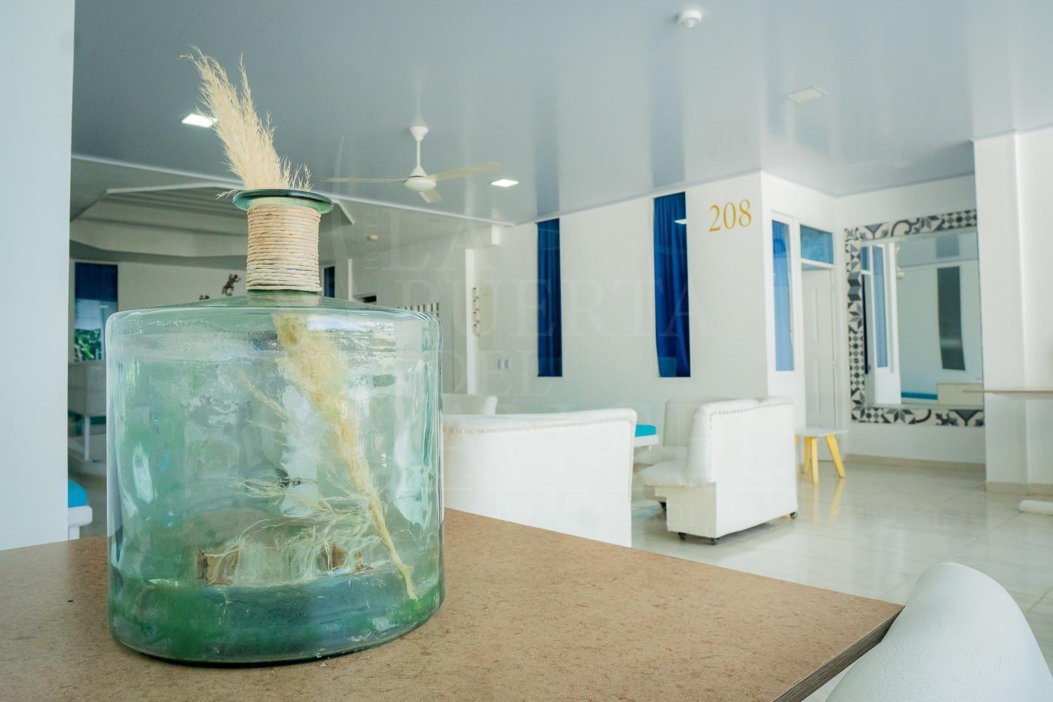 La Puerta Del Angel Isla Hotell Girardot Eksteriør bilde