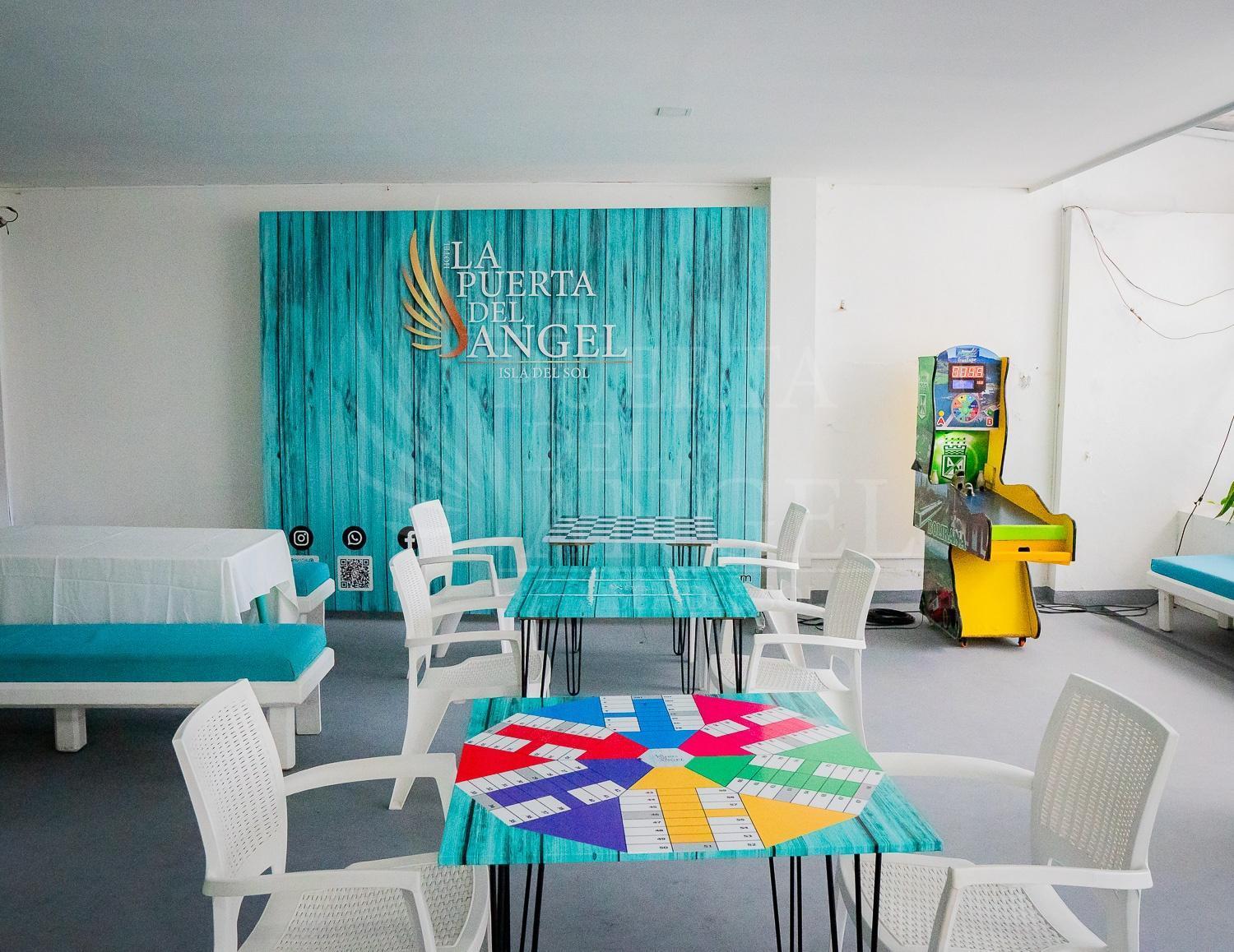 La Puerta Del Angel Isla Hotell Girardot Eksteriør bilde