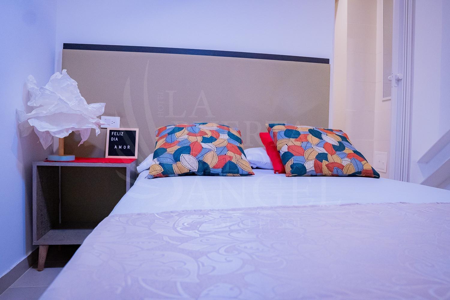 La Puerta Del Angel Isla Hotell Girardot Eksteriør bilde